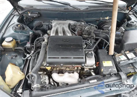 1995 Toyota Camry Le z USA, uszkodzony, nr VIN 4T1GK12EXSU091082